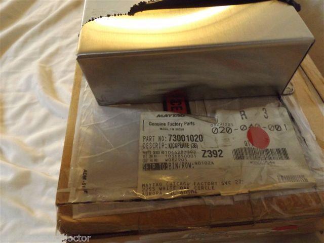 JENN AIR STOVE 73001020 Kickplate (36) NEW IN BOX JENN AIR STOVE 73001020 Kickplate (36) NEW IN BOX